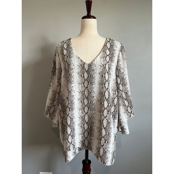 K&C Womens Grey Snakeskin Print V-Neck  Blouse with 3/4 Sleeves Size XL - Picture 1 of 12